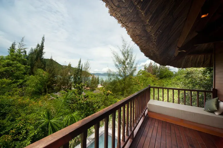Hill rock pool villa balcony Ninh Van Bay An Excellent 5-Star Resort