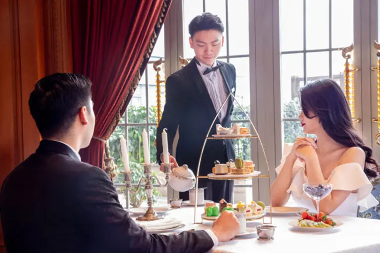 Afternoon Tea is selling well at the InterContinental Century City Chengdu Afternoon Tea is selling well at the InterContinental Century City Chengdu