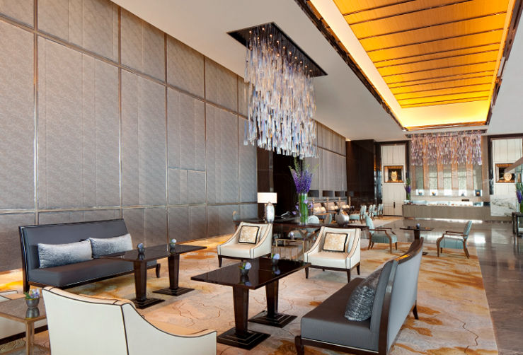Arrival Lobby on Level 9 Arrival Lobby on Level 9