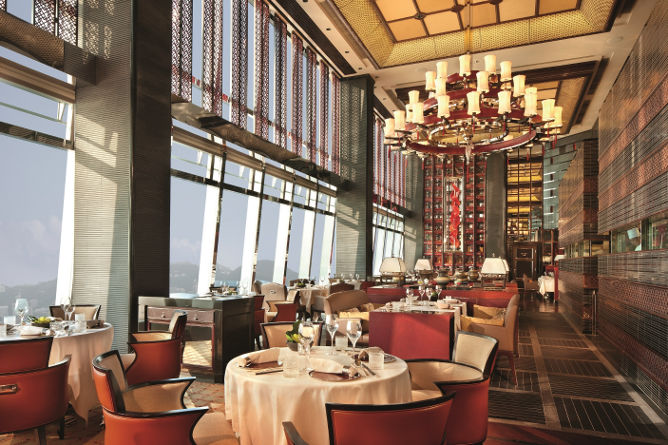 Tin Lung Heen Main Dining Area Tin Lung Heen Main Dining Area