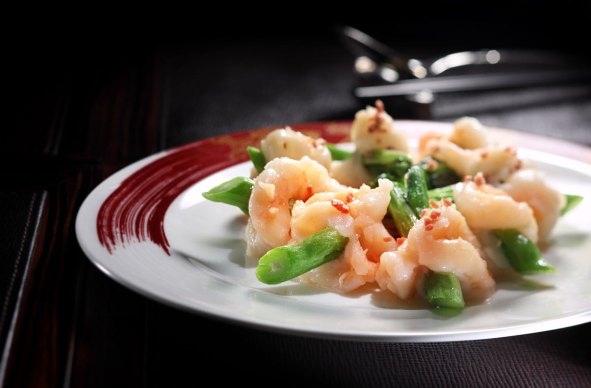 Tin Lung Heen Skewed Prawns with Jin Hua Ham and Vegetables Tin Lung Heen Skewed Prawns with Jin Hua Ham and Vegetables