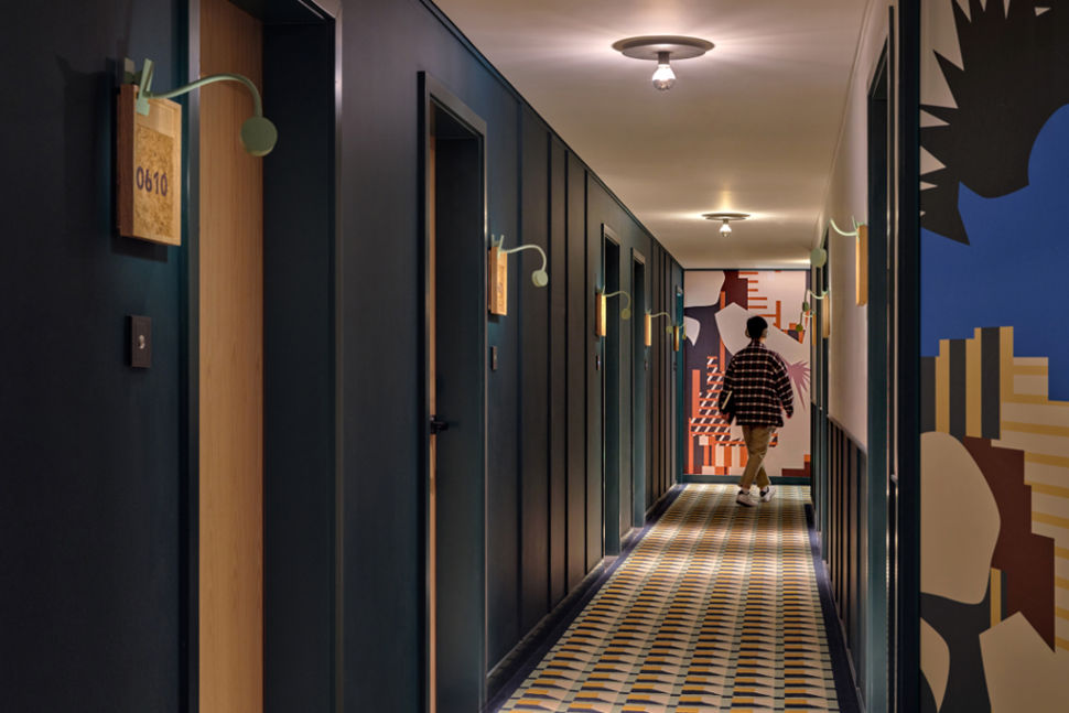 Corridor Corridor