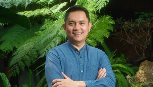 Mr. Ariek Mahardika Mr. Ariek Mahardika