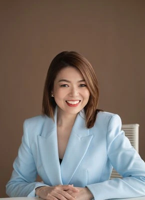 Ms. Zoe Seow Ms. Zoe Seow