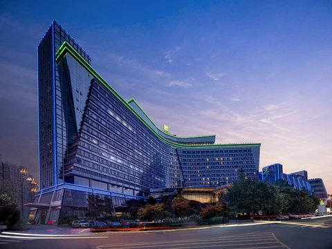 HI Chengdu Centry city Exterior Night 2 HI Chengdu Centry city Exterior Night 2