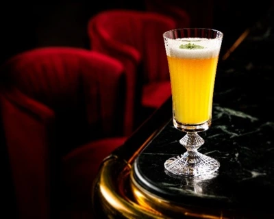 Monte Cassino 盛放於Baccarat Mille Nuits千夜系列酒杯 Monte Cassino 盛放於Baccarat Mille Nuits千夜系列酒杯
