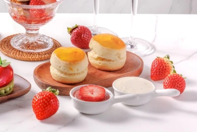 Traditional Scone 鬆餅配自家製士多啤梨果醬 Traditional Scone 鬆餅配自家製士多啤梨果醬