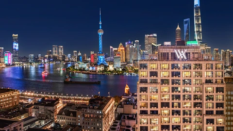 Waldorf Astoria Shanghai on The Bund Waldorf Astoria Shanghai on The Bund night view