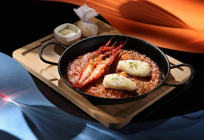 Chef signature Paella de Marisco 西班牙海鮮飯 Chef signature Paella de Marisco 西班牙海鮮飯