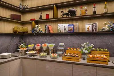 Crowne Plaza Club Lounge stylish reopen 全新皇冠假日贵宾酒廊亮相 3 贵宾酒廊2