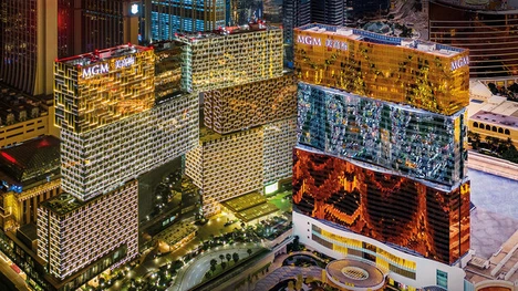 (Left) MGM Cotai with its glittering jewel-like façade towering over the Cotai Strip; while MGM Macua’s glass exterior reflects the hues of the South China Sea and the swell of the ocean surf on the (Right)