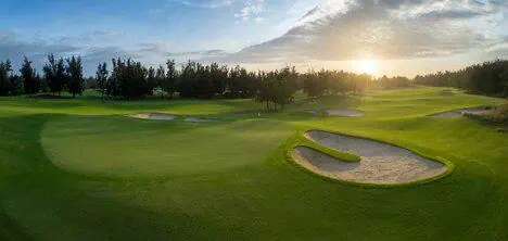 Montgomerie Links offers coastal golf that offers a Vietnamese spin on timeless Scottish traditions