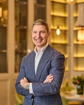 Appointments 163 Four Seasons Hotel Kuala Lumpur announces the appointment of Simon Barnett as its General Manager