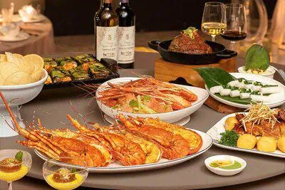 Dragon Pearl Cave, Remarkable Cave Dining And Cultural Experience in Vietnam 3 Cave Dining Cultural Spectacle_2