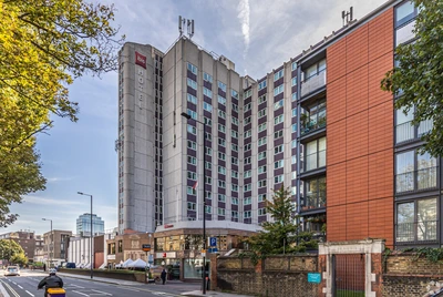 Insights 32 How a London general manager plays on dual-branded hotels' connections and individuality