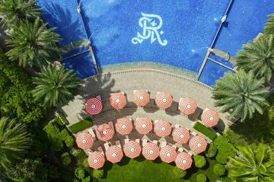 Promotions 122 St. Regis Hotels & Resorts and Vilebrequin Launch Limited-Edition Summer Capsule in Greater China