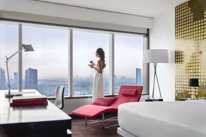 Le Méridien Saigon Shines with Prestigious Awards and Prepares for a Festive Holiday Season 2 Le Méridien Saigon boasts panoramic views of the Saigon River and the Ba Son Bridge