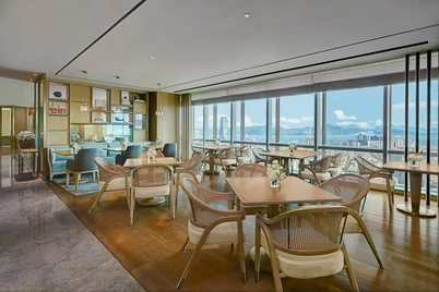 Hotel Review: Shenzhen Marriott Hotel Nanshan — Where Business Meets Bay Views 13 Executive Lounge