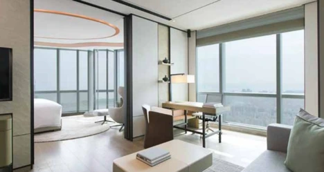 Hotel Review: Shenzhen Marriott Hotel Nanshan — Where Business Meets Bay Views 5 Executive Rooms: Higher-floor rooms with panoramic city views and Executive Lounge access.
