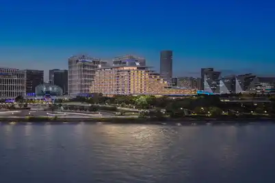 Hilton Unveils Waldorf Astoria Shanghai Qiantan — A New Icon of Luxury on the City’s Evolving Skyline 6 Waldorf-Astoria-Shanghai-Qiantan-Exterior-Night