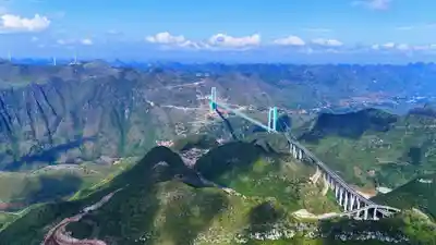 快讯 103 贵州花江峡谷大桥通车 “桥旅融合”打造旅游新地标