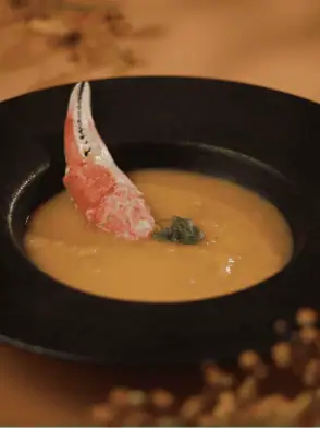 Kowloon Shangri-La’s Café Kool Celebrates the Season with a Tempting New Autumn Crab Buffet 3 蟹黃蟹鉗蒸蛋白