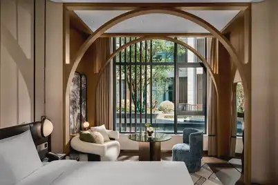 Review: Hotel Indigo Wuxi Qingming Bridge 4 2 Double Beds, or 1 King Bed, Premium Room, may include Outdoor Living Area, Garden View, Separate Bath and Walk-in Shower, Courtyard Access