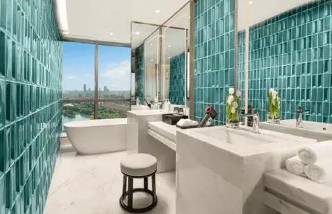 HUALUXE Shanghai Changfeng Park Hotel Review: What to Expect 7 Suite Bathroom