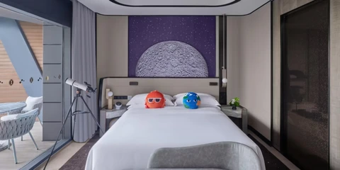 上海滴水湖洲际酒店为何是完美的湖畔度假胜地 11 天文主题儿童房