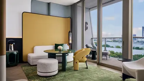 Review: How Waldorf Astoria Shanghai Qiantan Redefines Luxury in Shanghai 5 Standard King River View_Balcony