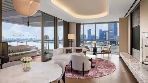 Review: How Waldorf Astoria Shanghai Qiantan Redefines Luxury in Shanghai 7 Waldorf Suite_Living Room