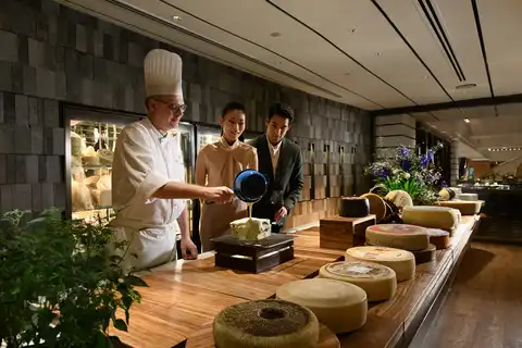 Conrad Singapore Orchard Review: Insider Tips, Dining & Luxury Stays in the Heart of Singapore 8 Conrad Singapore Orchard - Basilico Cheese Workshop