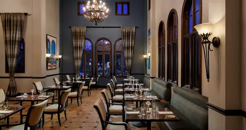 Luxury All-Inclusive Honeymoons Are Redefining Global Travel 4 Giuseppes Italian Restaurant