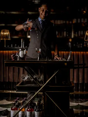 Conrad Singapore Orchard Review: Insider Tips, Dining & Luxury Stays in the Heart of Singapore 14 Manhattan - Bar Manager Zana Mohlmann