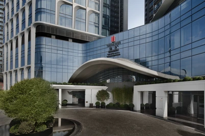 Hualuxe Hotel Shenzhen Bao'an_Hotel Entrance