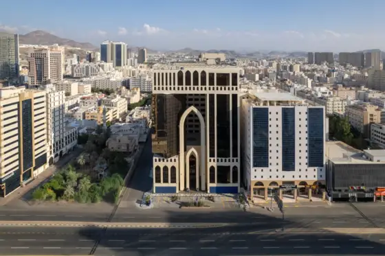 Hilton’s Makkah Hotel Openings Nearly Double Its Presence in the Holy City 2 DoubleTree-by-Hilton-Makkah-Aziziyah-Exterior