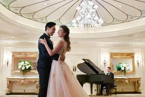 Promotions 3 The Peninsulas Salisbury Room Foyer