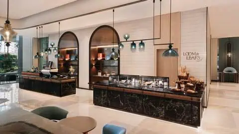 Loom & Leafs lobby lounge offers a crafted selection of local treats, refreshing drinks, and light bites.