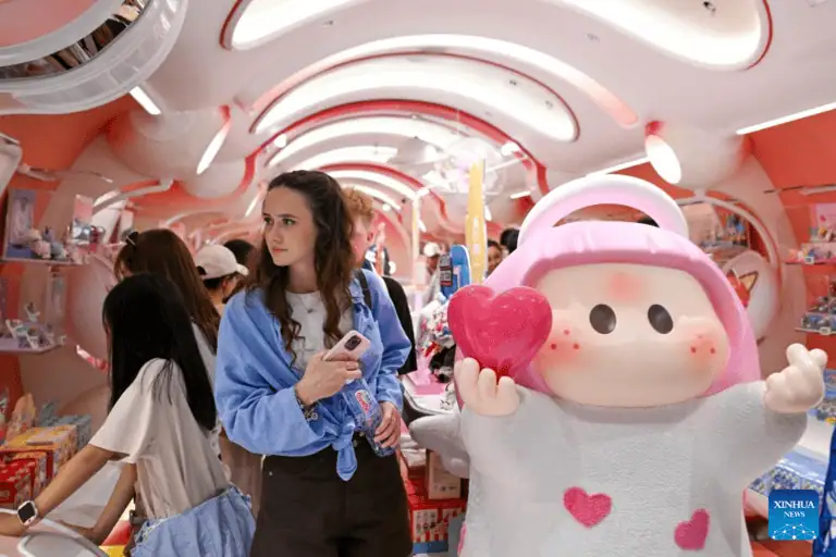 Red Bird Travel News 1 China Expands Tax Refund Program to Boost Inbound Tourism in 2026