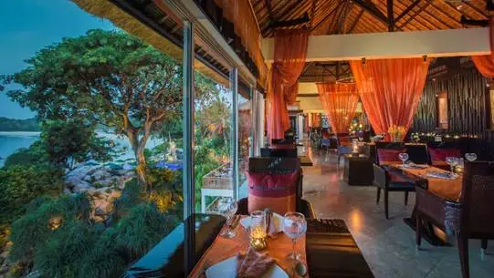 Southern Thai-inspired tasting menu at Banyan Tree Bintan’s Saffron restaurant during limited four-hands dining event