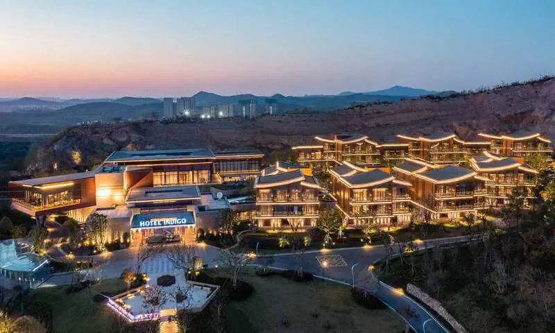 Red Bird Travel News 1 Exterior view of Hotel Indigo Nanjing Garden Expo villa-style buildings