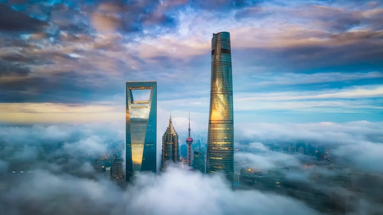 J Hotel Shanghai Tower Review: Inside Shanghai’s Ultimate Skyline Hotel