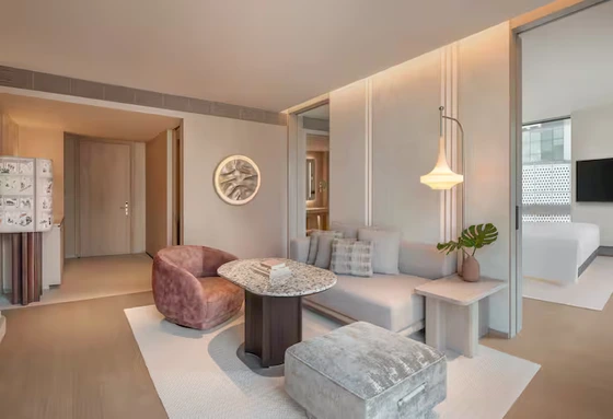 King Kromo Suite living room
