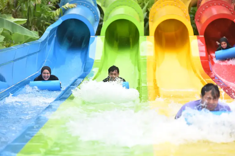 SplashMania Waterpark Review: A Fun-Filled Visit to Gamuda Cove