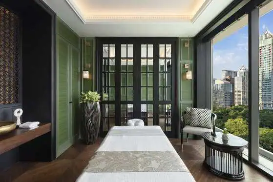Private treatment room at Sindhorn Wellness by Resense