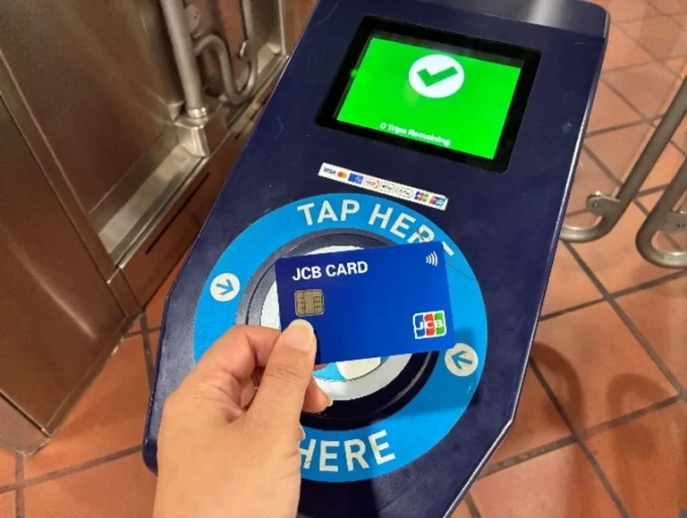 JCB Contactless payment accepted on LA Metro TAP validator for buses and Metro Rail