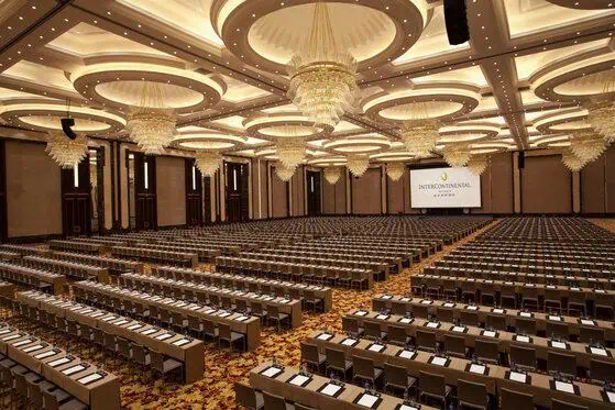 The enormous pillarless Grand Ballroom demonstrates the extraordinary scale of Wuhan’s convention infrastructure. Pictured: Grand Ballroom set up for a convention