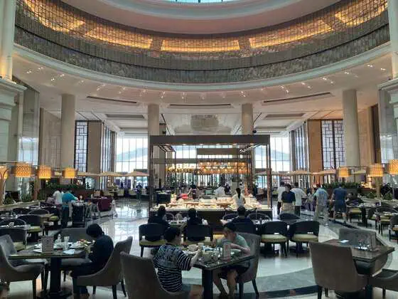 Breakfast buffet at Han Café InterContinental Wuhan