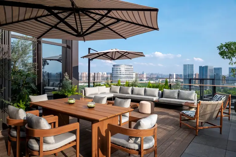 Exterior of JEN Hangzhou by Shangri-La at Hangzhou Kerry Plaza in Gongshu District, China