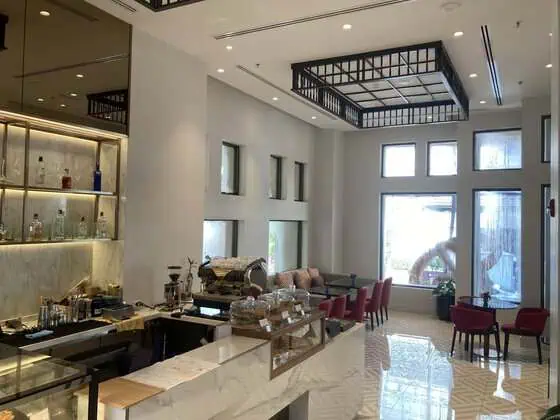 Larder & Lounge restaurant at Radisson Hotel Chateau de Bangkok